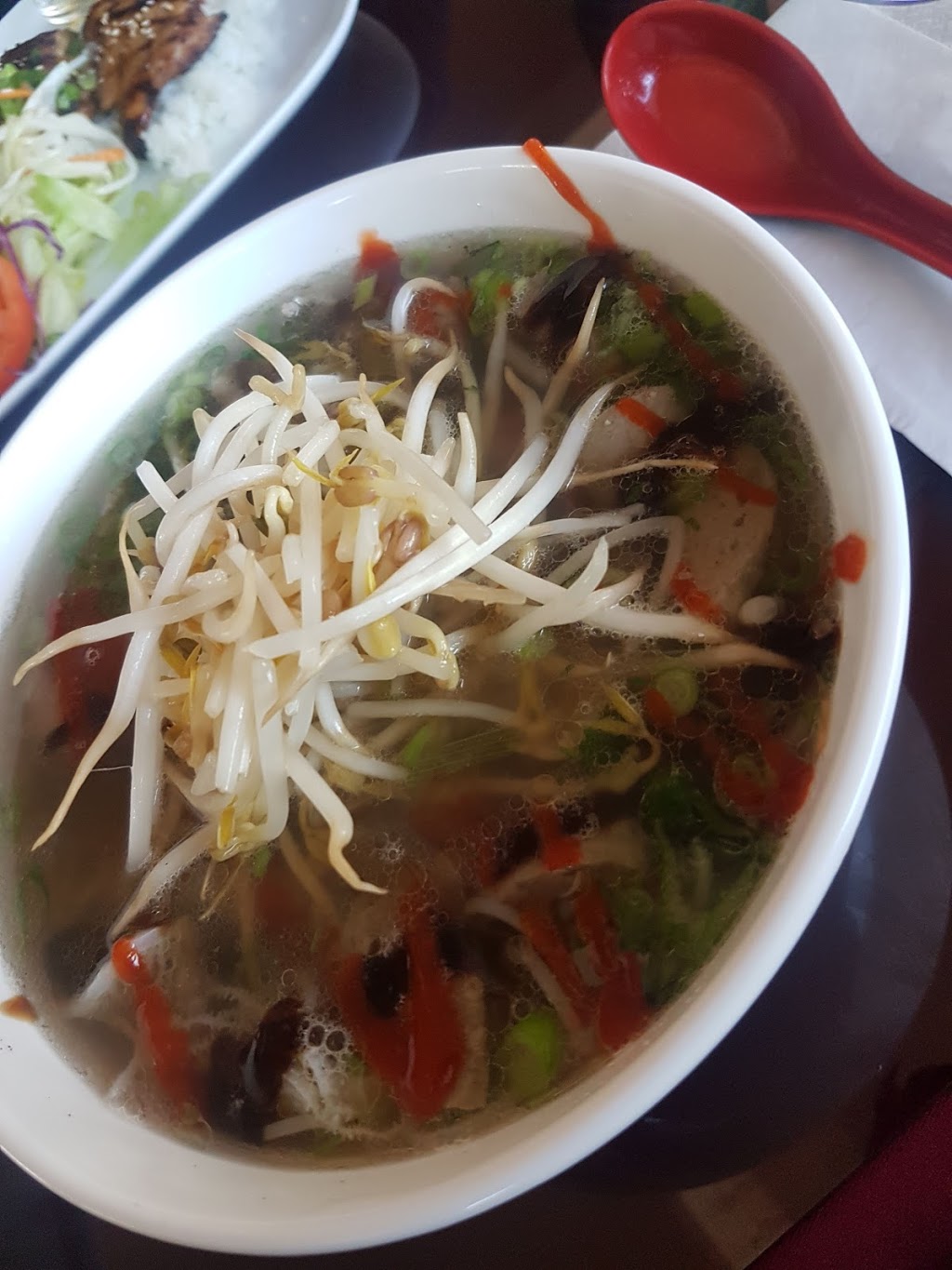 Pho Tam Anh restaurant | 488 Boulevard des Laurentides, Laval, QC H7G 2V1, Canada | Phone: (450) 490-6688
