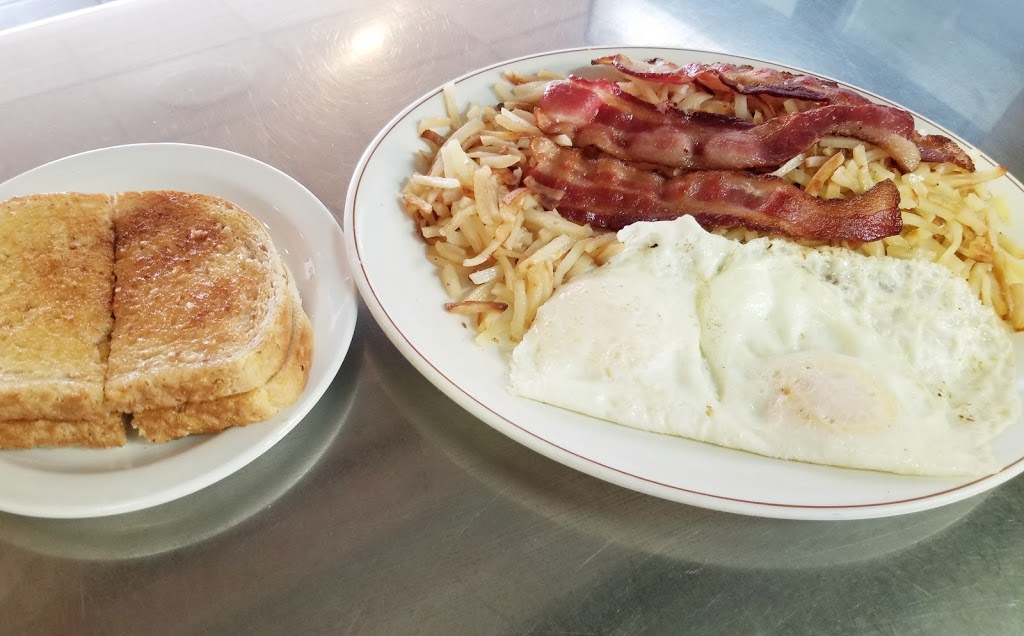 Prairie Oasis Family Restaurant | 1650 Lakeview Rd, Bushell Park, SK S0H 0N0, Canada | Phone: (306) 692-4334