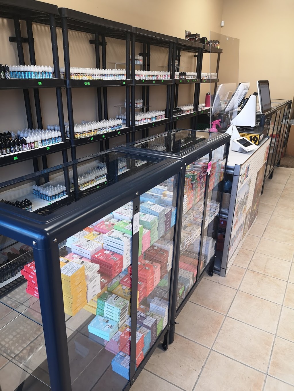 Kingsville Vape Store | 25 Main St W Unit 3, Kingsville, ON N9Y 1H2, Canada | Phone: (519) 733-0441