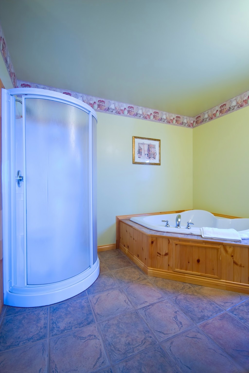 Domaine Frais Air | 30 rue du Domaine, La Malbaie, QC G5A 0A5, Canada | Phone: (418) 665-3318