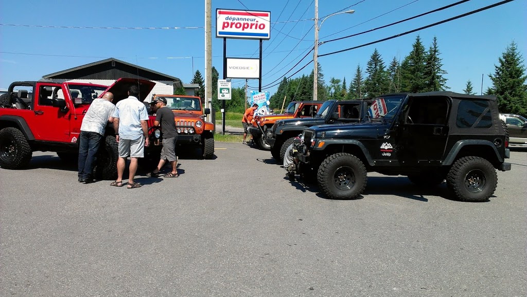 Sonic | 8029 Boulevard du Curé Labelle, Labelle, QC J0T 1H0, Canada | Phone: (819) 686-2611