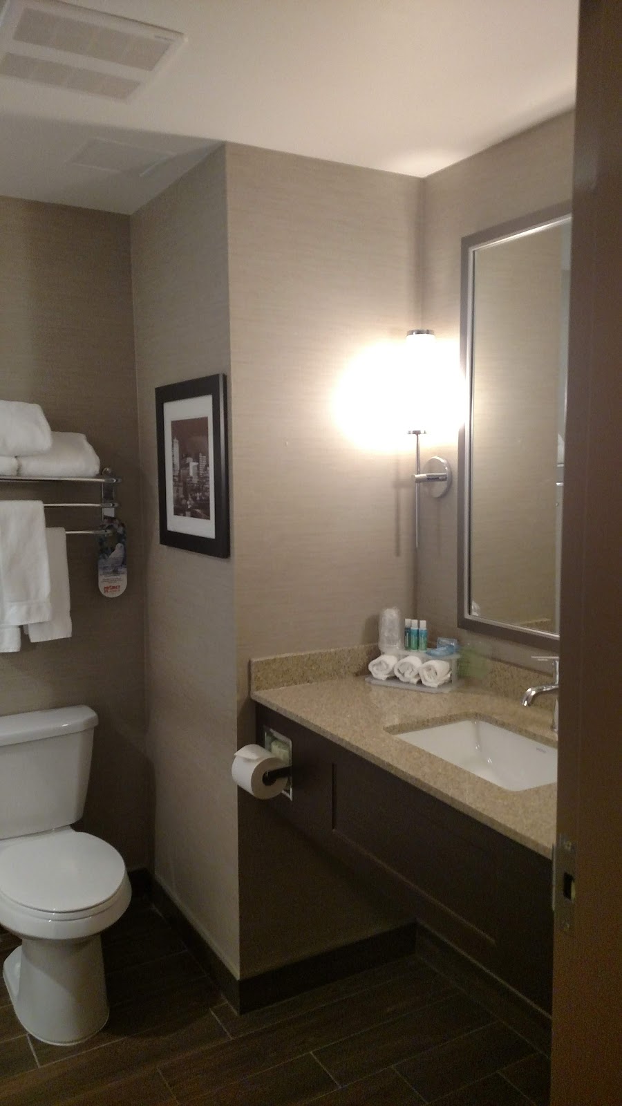 Holiday Inn Express & Suites | 201 Jennifer Heil Way, Spruce Grove, AB T7X 0T3, Canada | Phone: (780) 571-1101