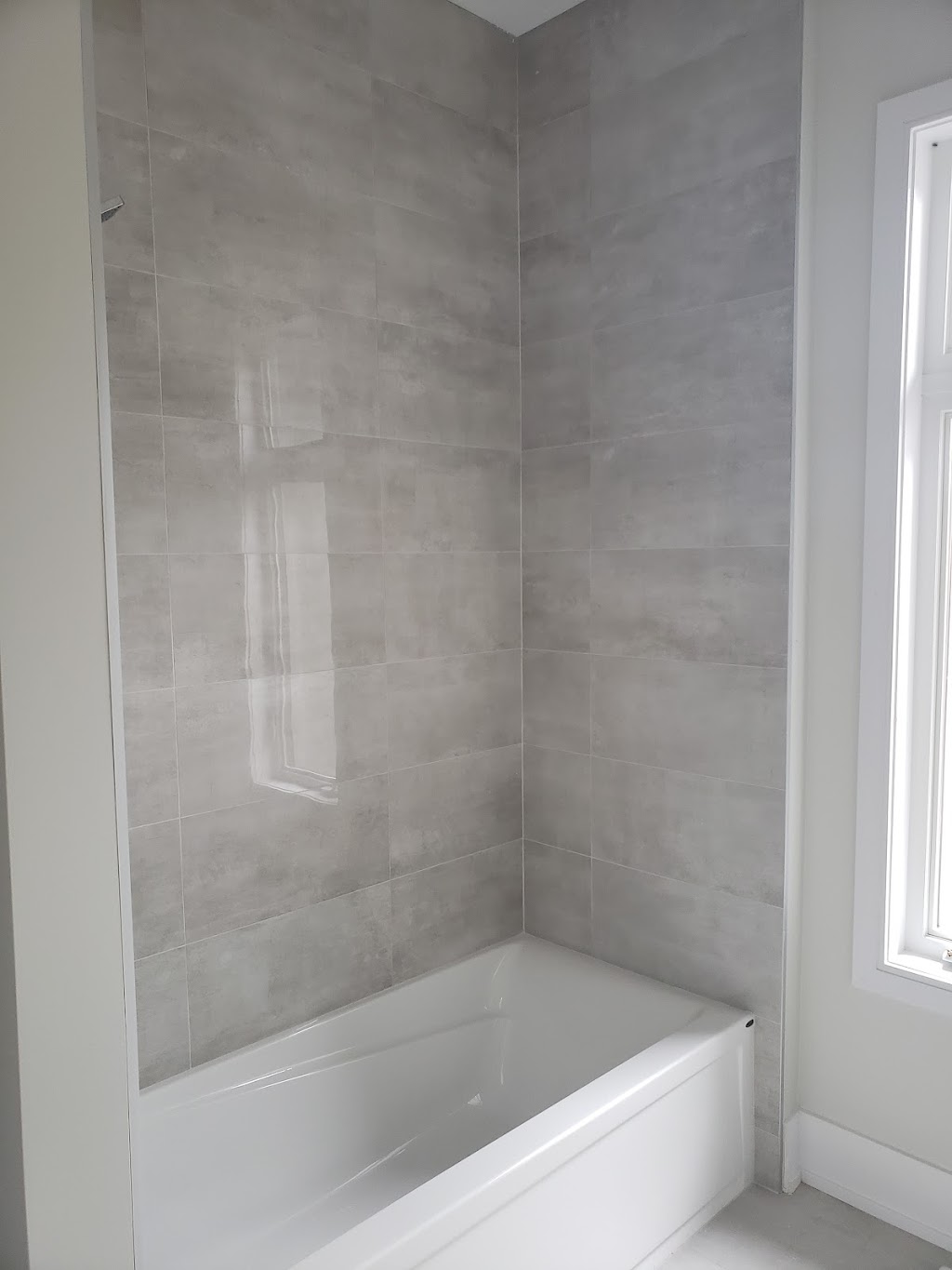NJDHOMES | 136, 2446 Bank St Unit 614, Ottawa, ON K1V 1A4, Canada | Phone: (613) 263-9813