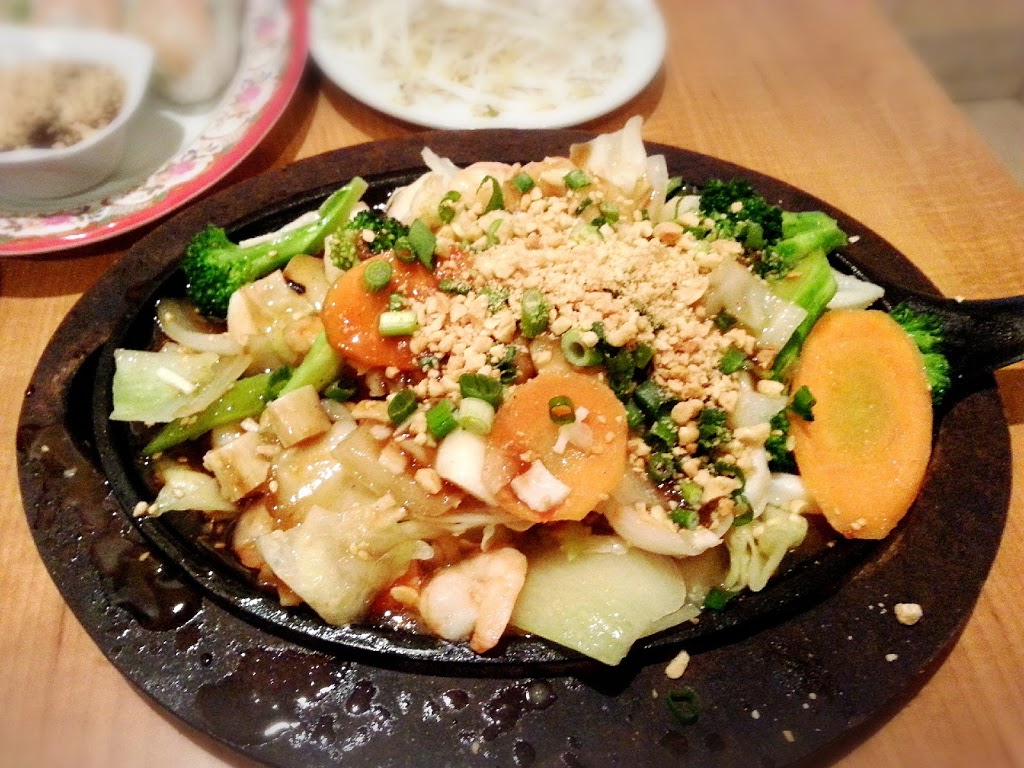 Jens Vietnamese Noodle House | 705 Main St S, Airdrie, AB T4B 3M2, Canada | Phone: (403) 980-5367