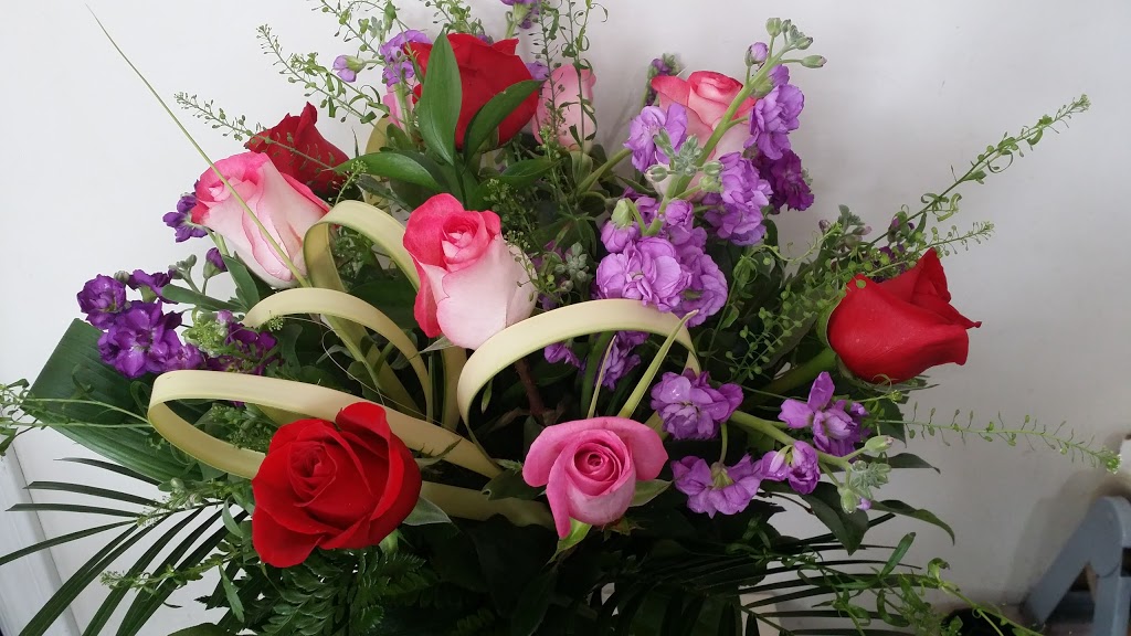 181 FLORIST | 181 Plains Rd W #7, Burlington, ON L7T 0B1, Canada | Phone: (905) 912-2181