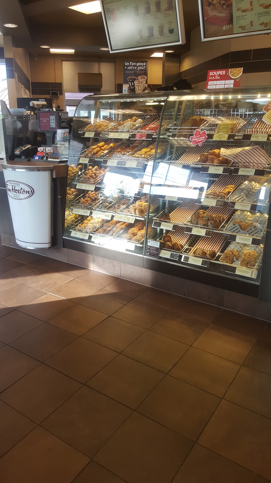 Tim Hortons | 2340 Chemin des Patriotes, Richelieu, QC J3L 6M7, Canada | Phone: (450) 658-4949