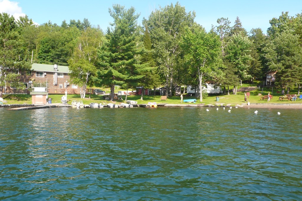 Fairbank Lake Resort | 1586 Fairbanks E Rd, Whitefish, ON P0M 3E0, Canada | Phone: (705) 866-2773