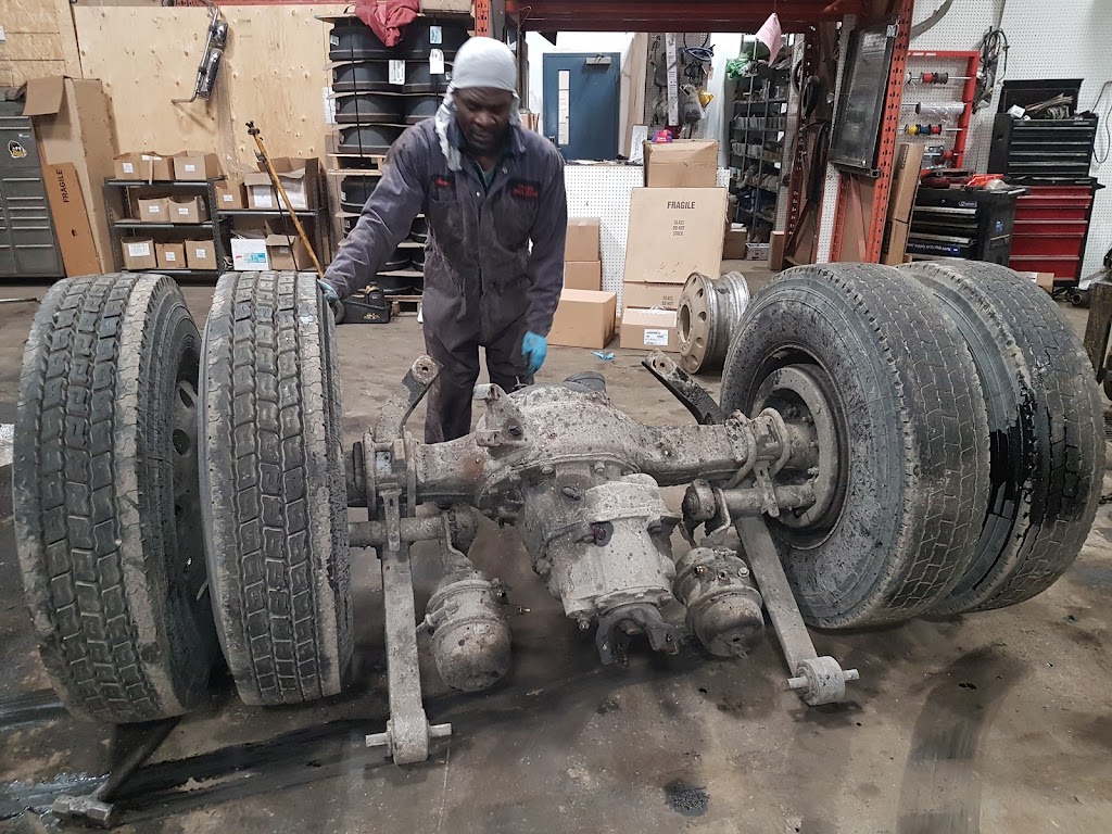 Trillium Truck Reparis Inc. | 5260 Bradco Blvd, Mississauga, ON L4W 1G7, Canada | Phone: (905) 696-6856