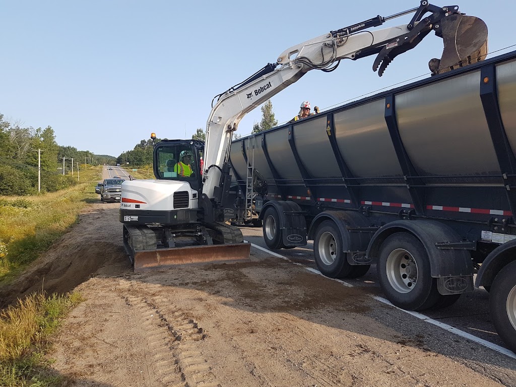 Greens Haulage | 100 Jessup Ln, Novar, ON P0A 1R0, Canada | Phone: (705) 789-0005