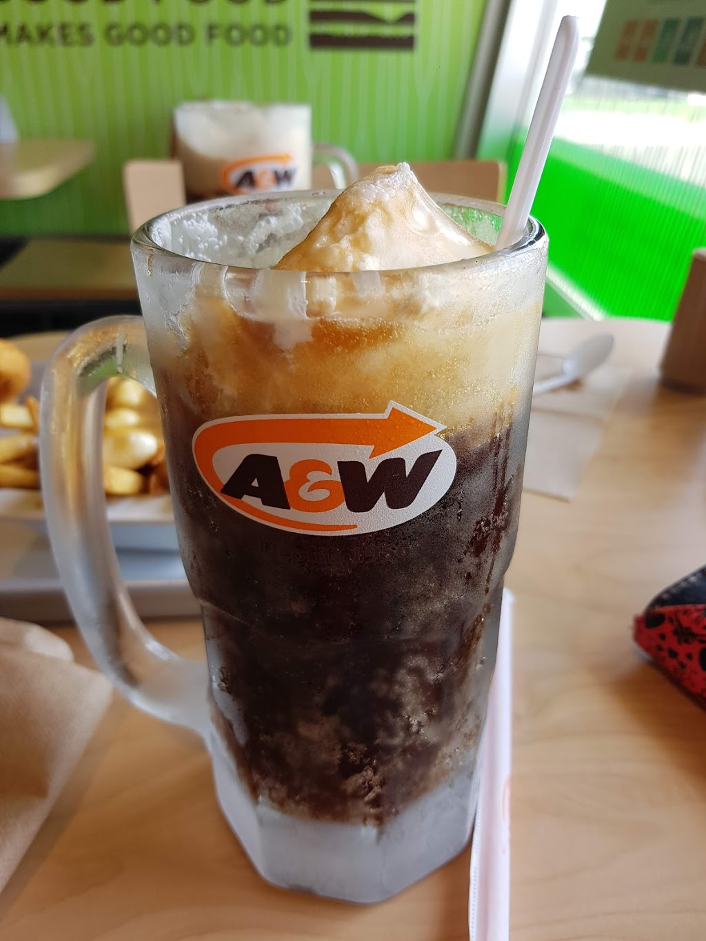 A&W Canada | 3305 Dorchester Rd, Dorchester, ON N0L 1G0, Canada | Phone: (519) 268-2929