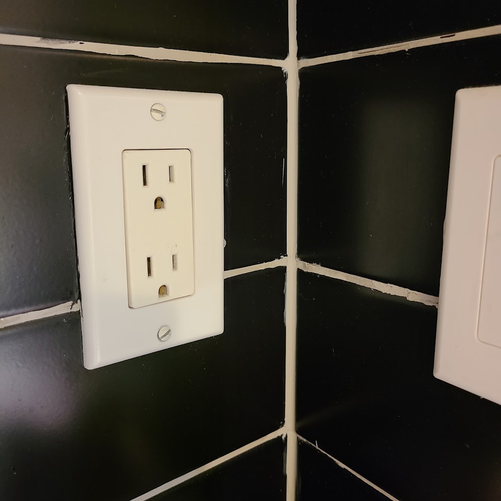 Gold Touch Construction and Renovation | 908 Berkley Rd #229, North Vancouver, BC V7H 1Y2, Canada | Phone: (778) 996-2616