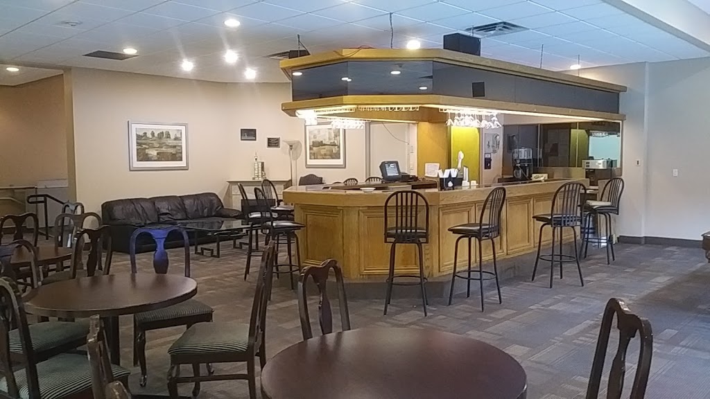 Parkway Fitness & Racquet Club | 9009 Leslie St, Richmond Hill, ON L4B 1M3, Canada | Phone: (905) 882-3106