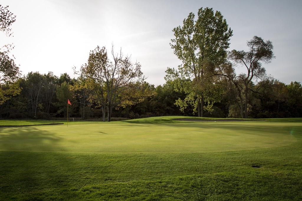 Garrison Golf & Curling Club | 12 Red Patch Ave, Kingston, ON K7K 7B4, Canada | Phone: (613) 546-4952