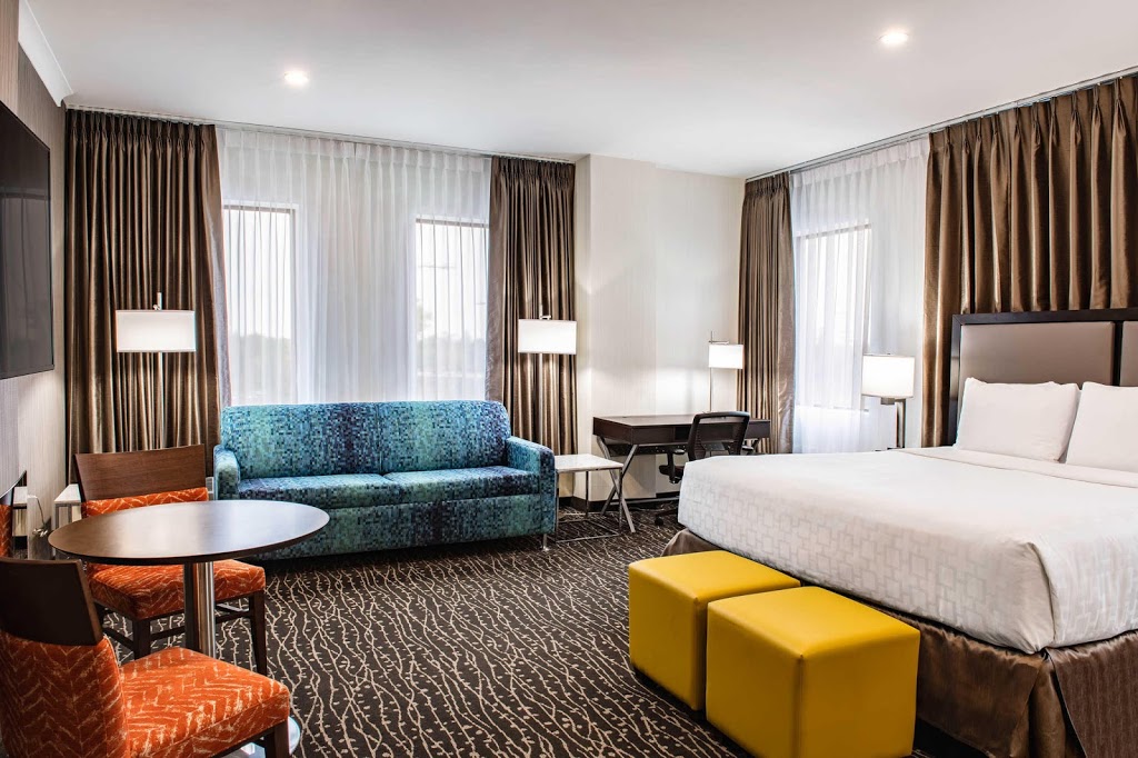 Clarion Hotel & Suites | 1445 Portage Ave, Winnipeg, MB R3G 3P4, Canada | Phone: (204) 774-5110
