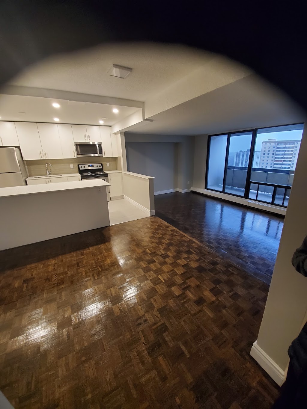 Top to bottom cleaning | 170 Chalkfarm Dr #1511, North York, ON M3L 2H9, Canada | Phone: (437) 777-8015