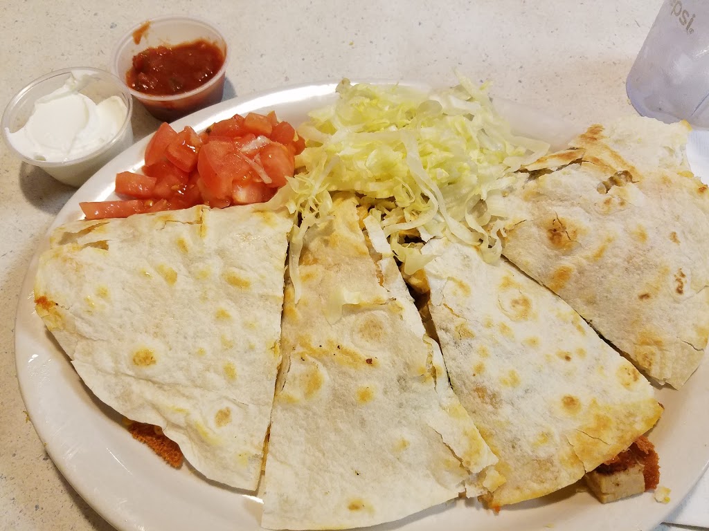 Algonac Flaming Grill | 1065 St Clair River Dr, Algonac, MI 48001, USA | Phone: (810) 512-5184