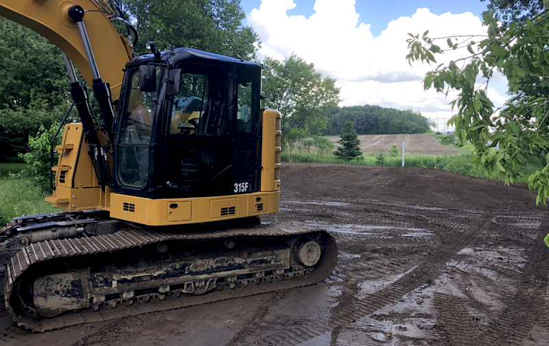 Excavation Mastiff | 568 Rue St Jean, Brownsburg, QC J8G 1M1, Canada | Phone: (450) 566-5358