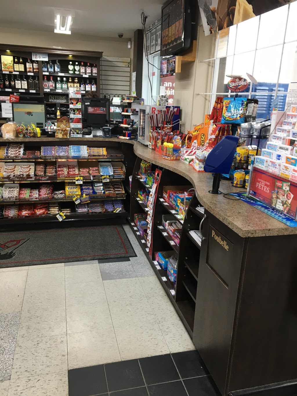 Alimentation StHenri 385 Principale, SaintHenrideTaillon, QC G0E