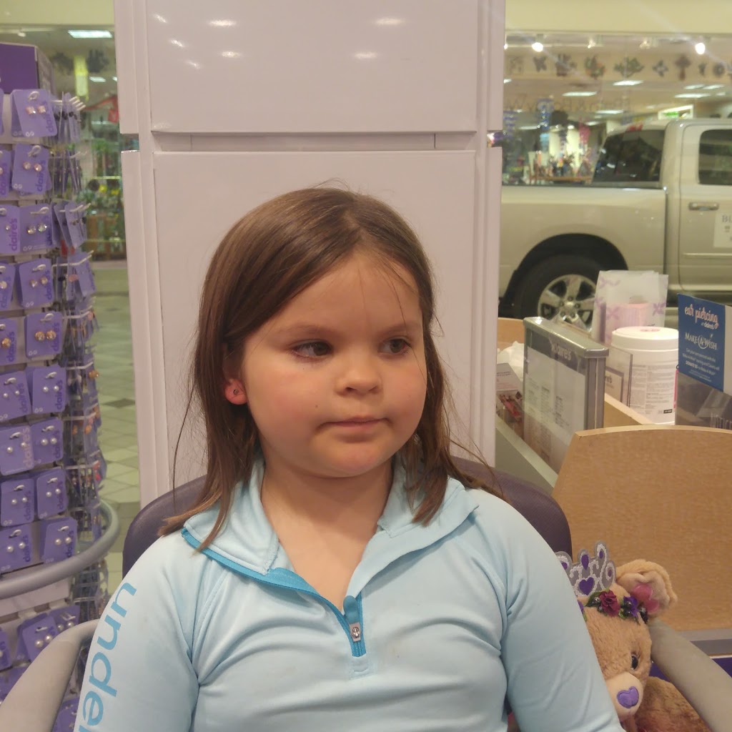 Claires | 4350 24th Ave, Fort Gratiot Twp, MI 48059, USA | Phone: (810) 385-7090