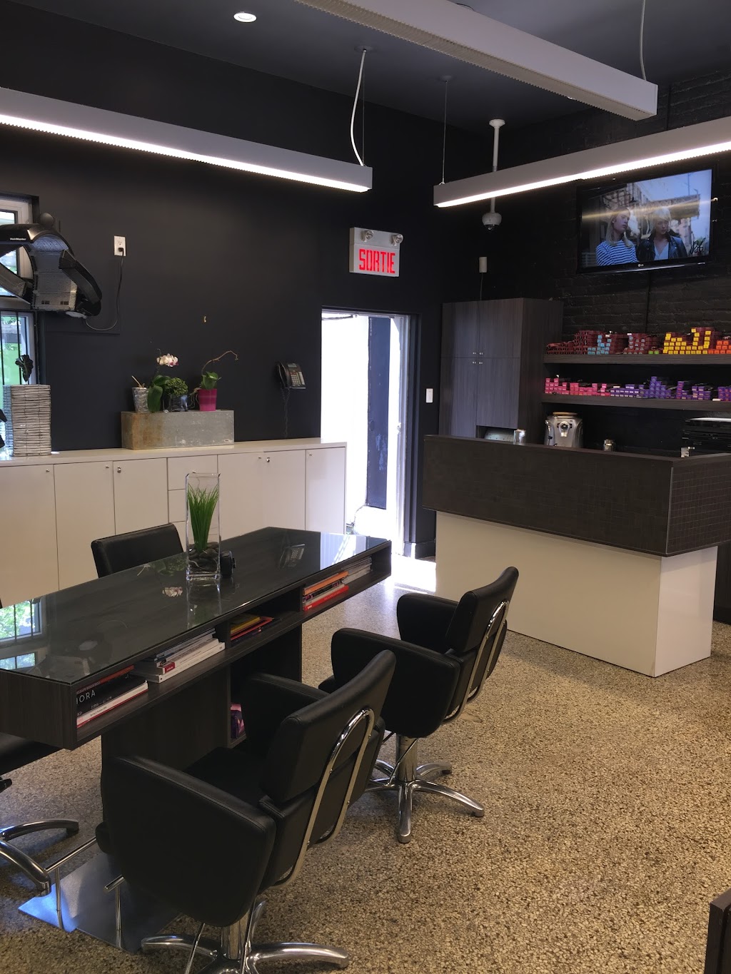 Koukla by sia pettas | 1281 Avenue du Mont-Royal E, Montréal, QC H2J 1Y4, Canada | Phone: (514) 842-4842