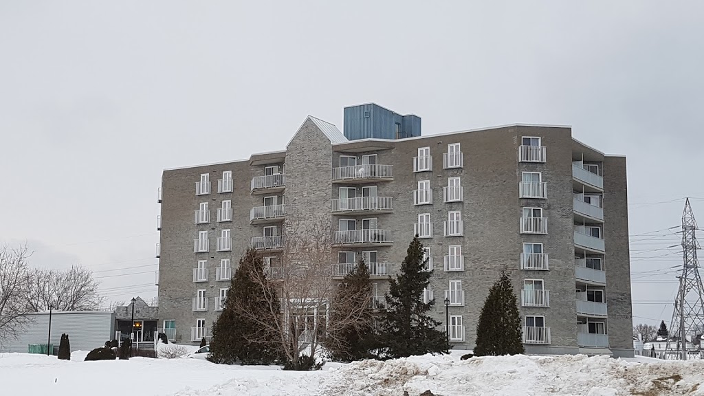 Le 60 St-Francois Xavier | 60 Chemin Saint-François-Xavier, Candiac, QC J5R 5V4, Canada | Phone: (450) 845-1722