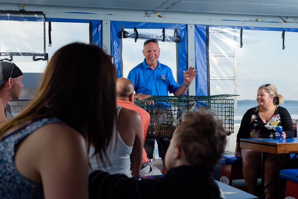 Croisières Shediac Bay Cruises | 60 Pointe-du-Chêne Wharf Rd, Pointe-du-Chêne, NB E4P 4V8, Canada | Phone: (506) 532-2175