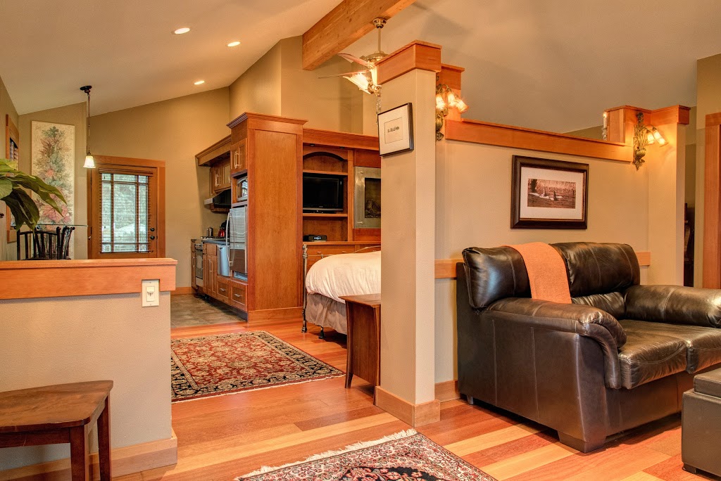 Harrison House Suites | 235 C St, Friday Harbor, WA 98250, USA | Phone: (360) 378-3587