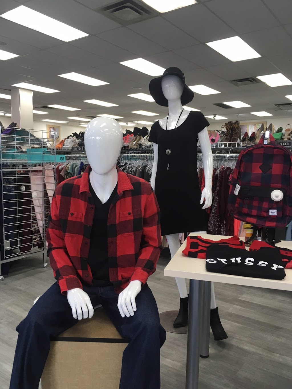 Platos Closet - Calgary South | 10233 Elbow Dr SW Unit 115, Calgary, AB T2W 1E8, Canada | Phone: (403) 252-5374