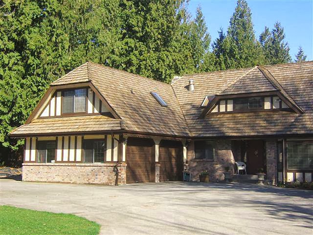Howies Roofing | 2874 Upland Crescent, Abbotsford, BC V2T 2E9, Canada | Phone: (604) 309-1565