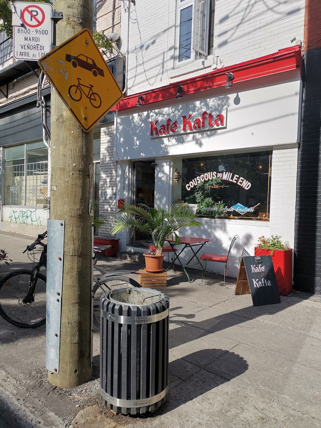 Kafé Kafta | 209 Av. Fairmount O, Montréal, QC H2T 2M8, Canada | Phone: (514) 583-2535