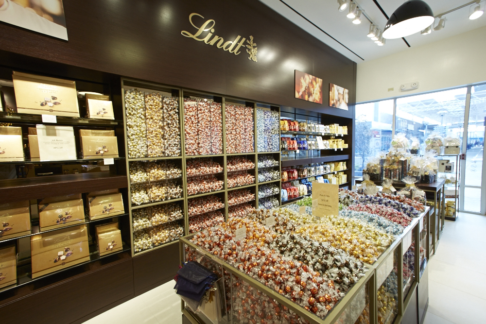 Lindt Chocolate Shop | 13850 Steeles Avenue West Suite 612, Halton Hills, ON L7G 0J1, Canada | Phone: (905) 864-9991