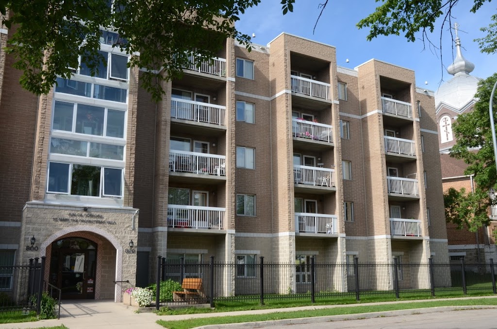 St Mary The Protectress Villa | 800 Burrows Ave, Winnipeg, MB R2X 3A9, Canada | Phone: (204) 586-5816