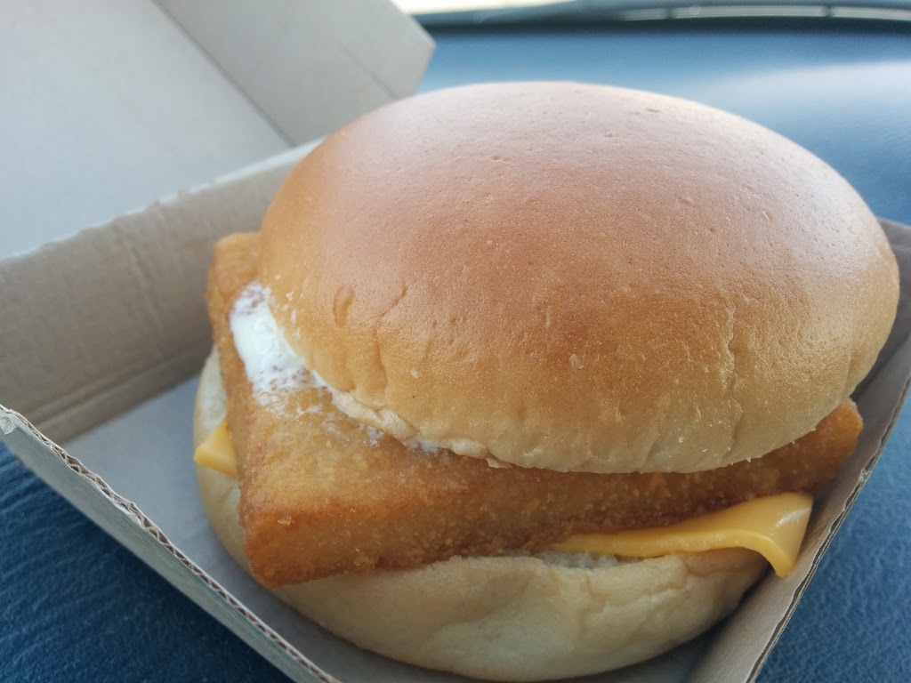 McDonalds | 5301 25 Ave, Vernon, BC V1T 6R4, Canada | Phone: (250) 260-1182