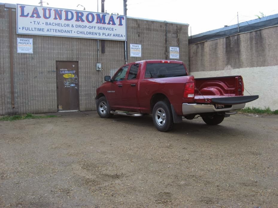 Super Suds Laundromat & Drycleaning Depot | 11741 83 St NW, Edmonton, AB T5B 2Z1, Canada | Phone: (780) 477-1544