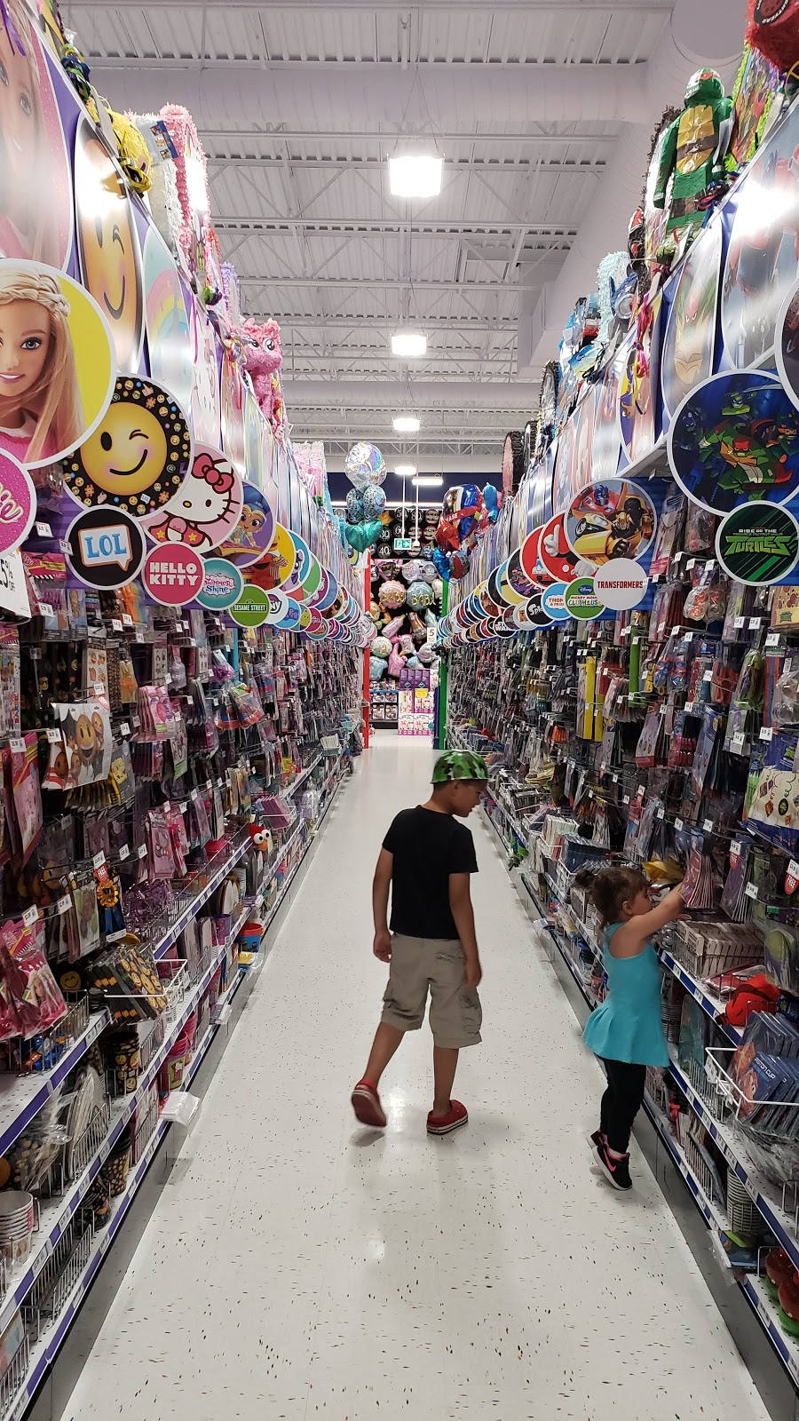 Party City | 300 Veterans Blvd NE, Airdrie, AB T4B 3P2, Canada | Phone: (587) 449-8270