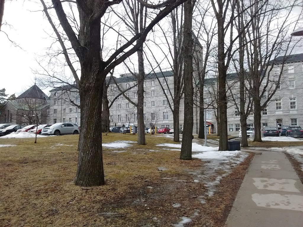 CLSC Murray (centrale de prélèvements) | 500 Rue Murray, Sherbrooke, QC J1G 2K6, Canada | Phone: (819) 780-2220