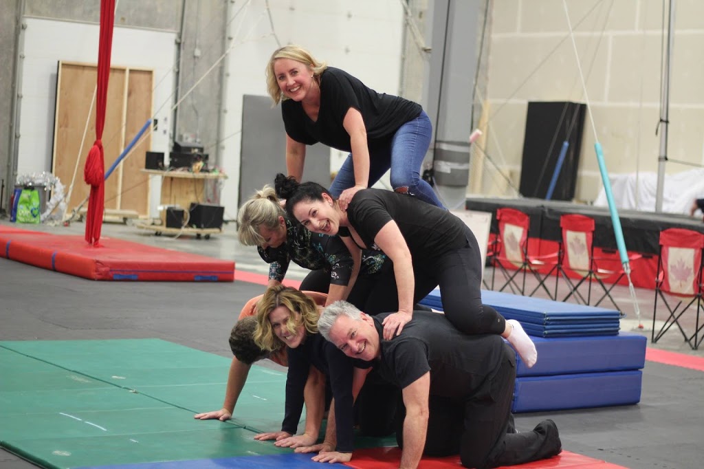 West Coast Flying Trapeze | 19055 Airport Way #105, Pitt Meadows, BC V3Y 2B4, Canada | Phone: (604) 619-1212