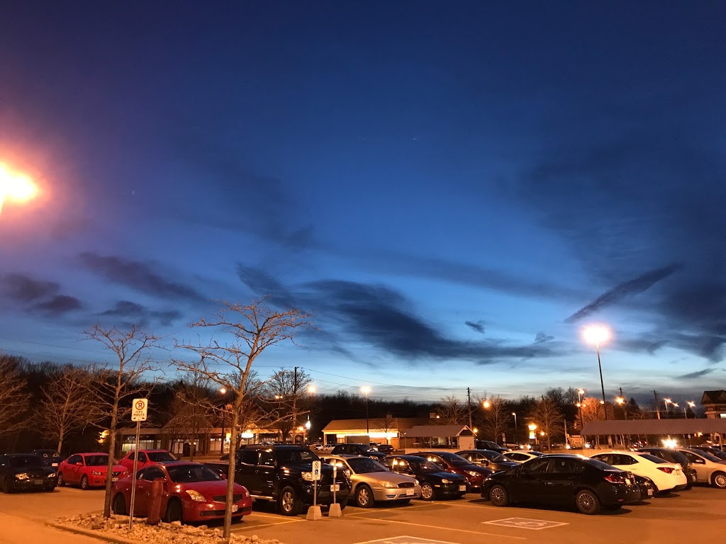 Hartsland Market Square | 210 Kortright Rd W, Guelph, ON N1G 4X4, Canada