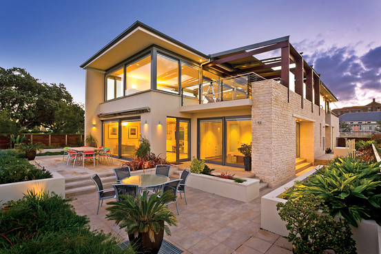 Jonathan Lu Personal Real Estate @Vancouver Realtor | 3995 Fraser St, Vancouver, BC V5V 4E5, Canada | Phone: (604) 868-9920