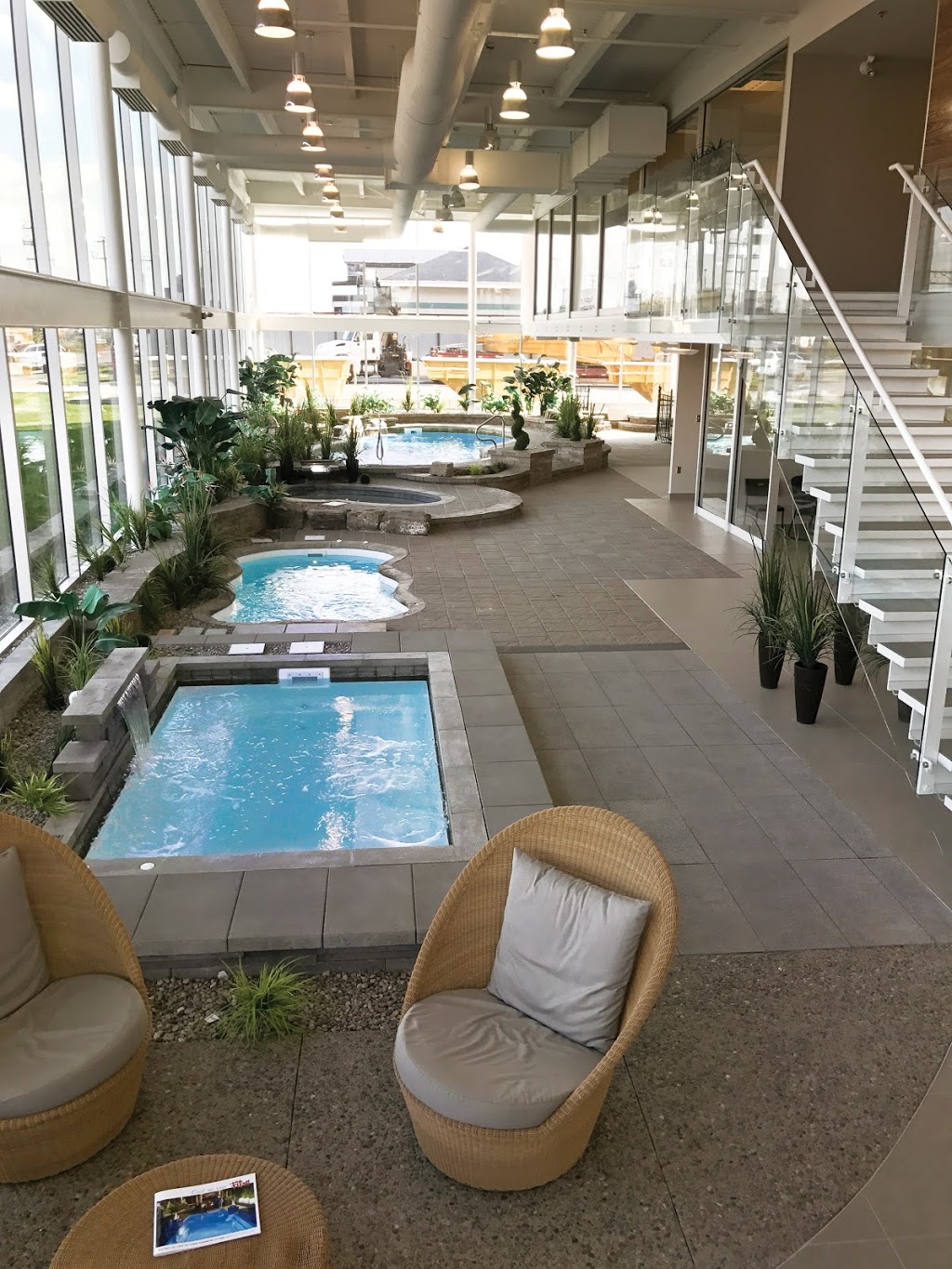 Piscine Fibro Canada Ltée | 1456 Rue de Jaffa, Laval, QC H7P 4K9, Canada | Phone: (450) 622-2664