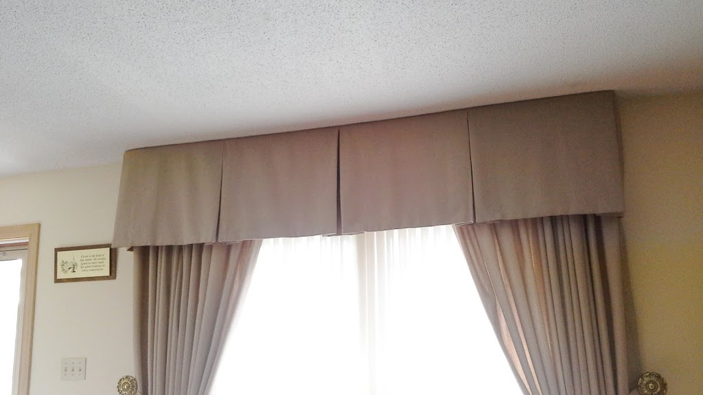 Elviras Draperies | 58 Rolling Acres Dr, Kitchener, ON N2A 3X2, Canada | Phone: (519) 894-4898