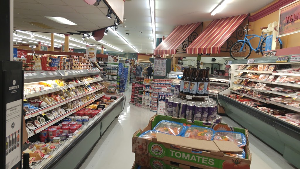 IGA Famille Charles | 1716 Route 105, Chelsea, QC J9B 1P4, Canada | Phone: (819) 459-2326