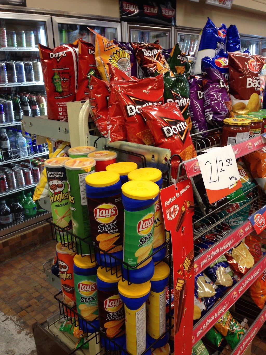 Dépanneur 7 Jours | 4950 Rue de Charleroi, Montréal-Nord, QC H1G 2Z1, Canada | Phone: (514) 321-5977