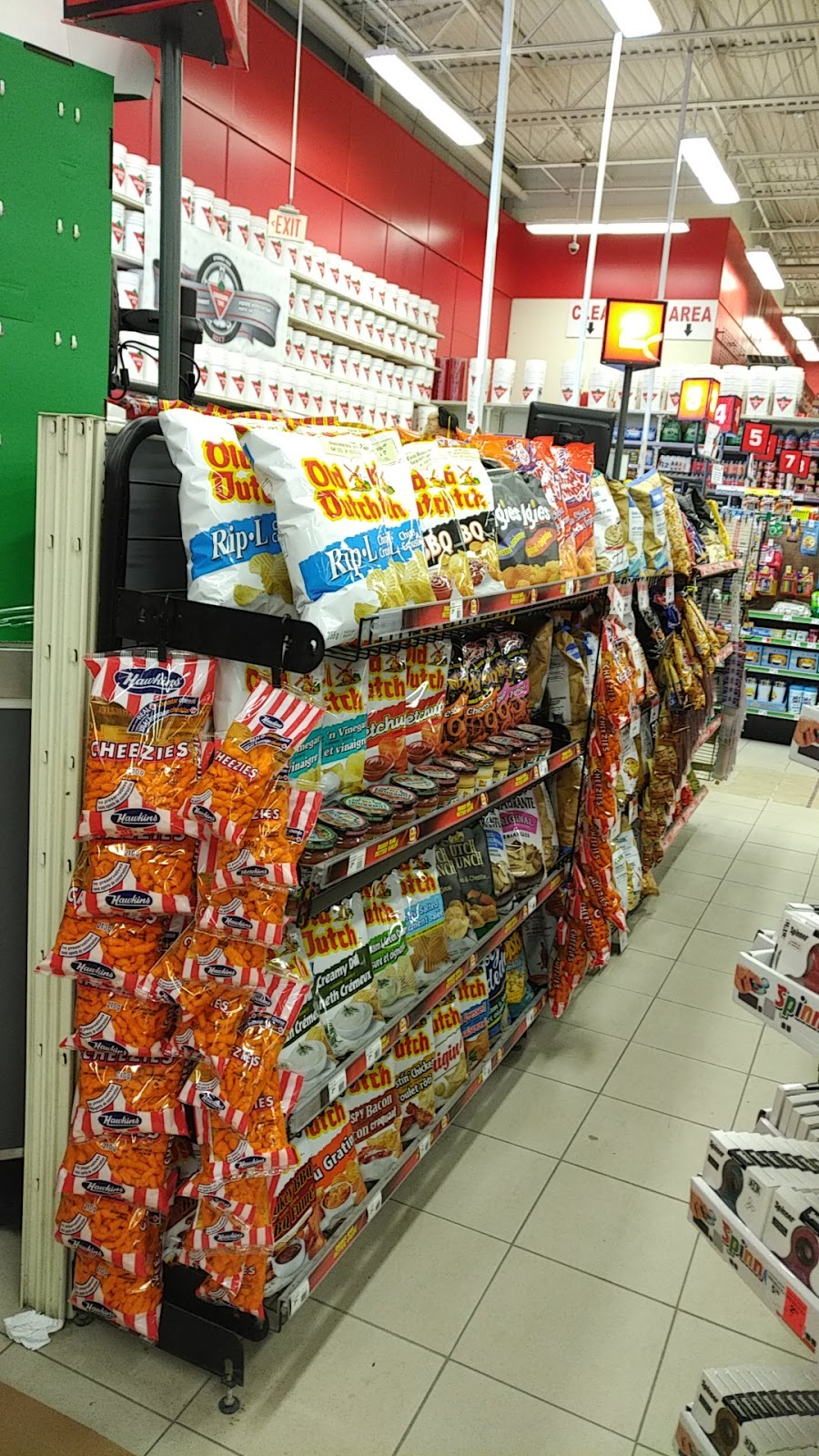 Canadian Tire | 45 Dufferin St, Perth, ON K7H 3A5, Canada | Phone: (613) 267-3412