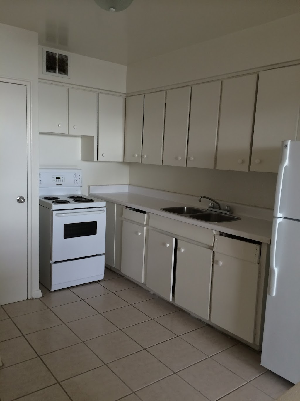 675 Martin Grove Road | 675 Martin Grove Rd, Etobicoke, ON M9R 1Z5, Canada | Phone: (647) 920-4434