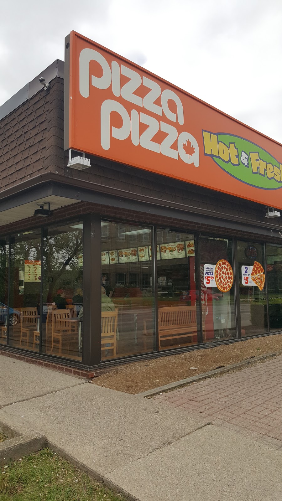 Pizza Pizza | 815 Main Street west, Hamilton, ON L8S 1A2, Canada | Phone: (905) 527-1111