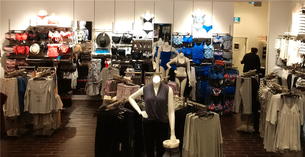 la Vie en Rose Royalty Crossing | 670 University Ave #25a, Charlottetown, PE C1E 1H6, Canada | Phone: (902) 368-7533