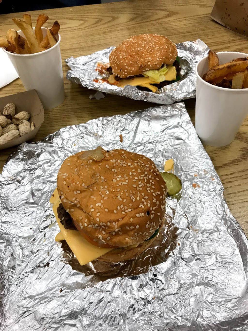 Five Guys | 6045 Mavis Rd Unit 3, Mississauga, ON L5R 4G6, Canada | Phone: (905) 507-4141