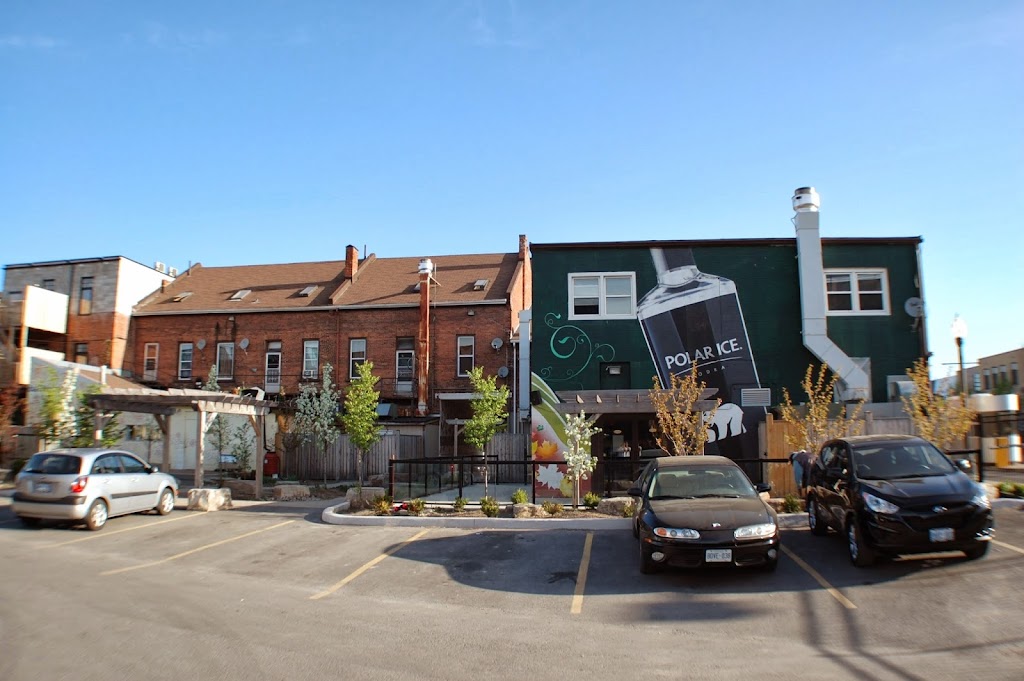 Ashburnham Realty | 116 Hunter St W, Peterborough, ON K9H 2K6, Canada | Phone: (705) 743-1168