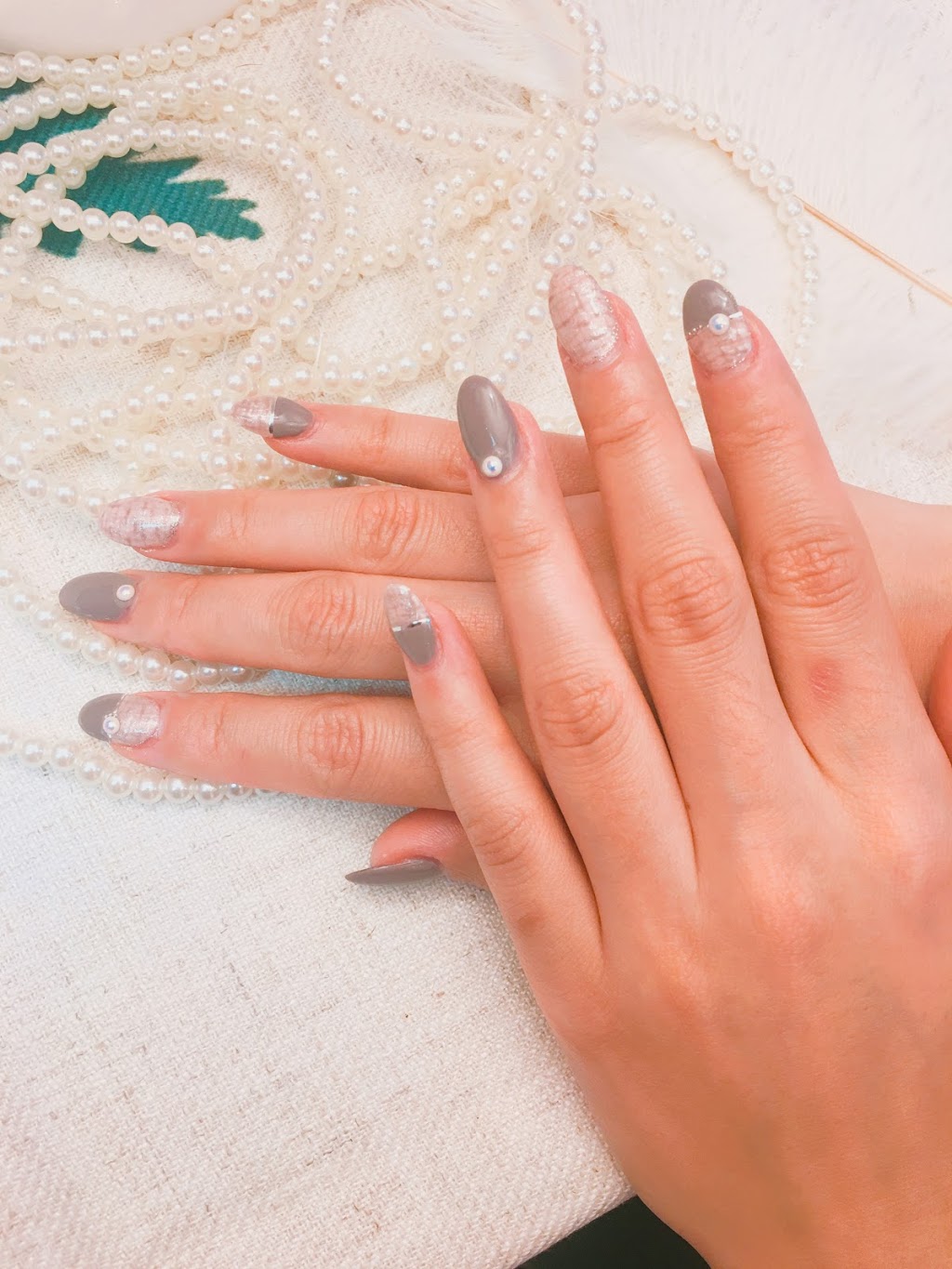 MY Beauty Studio | 1656 Wyandotte St W, Windsor, ON N9B 1H7, Canada | Phone: (226) 221-8868